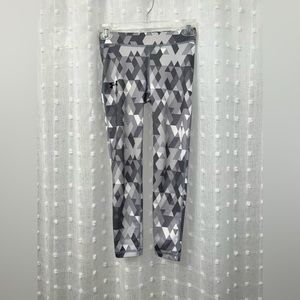 Under Armor youth large full length leggings